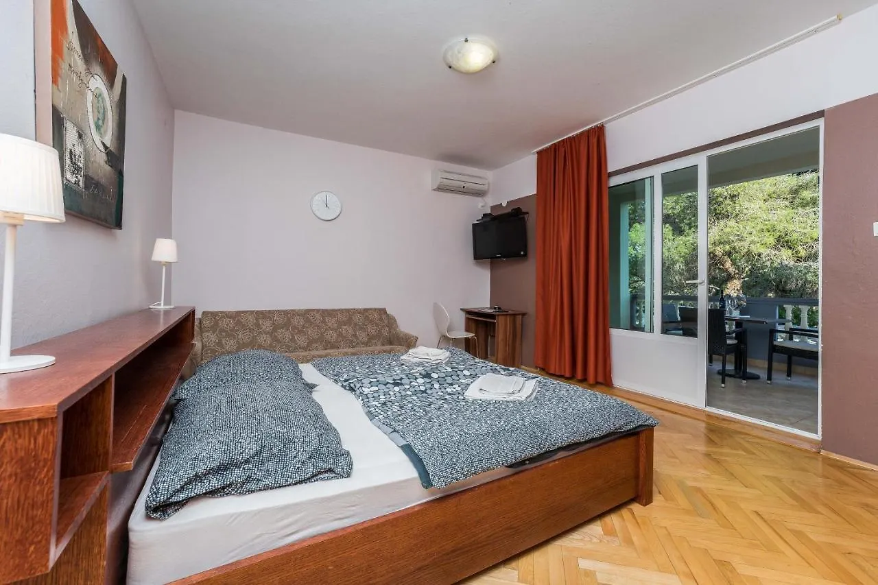 Guest House Malenica Sukošan