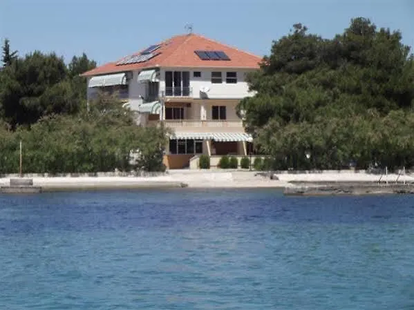 Guest House Malenica Sukosan 3*,  Croatia